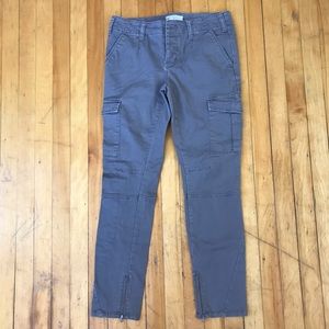 Free People Ankle Pants. Gray/Women’s size 29